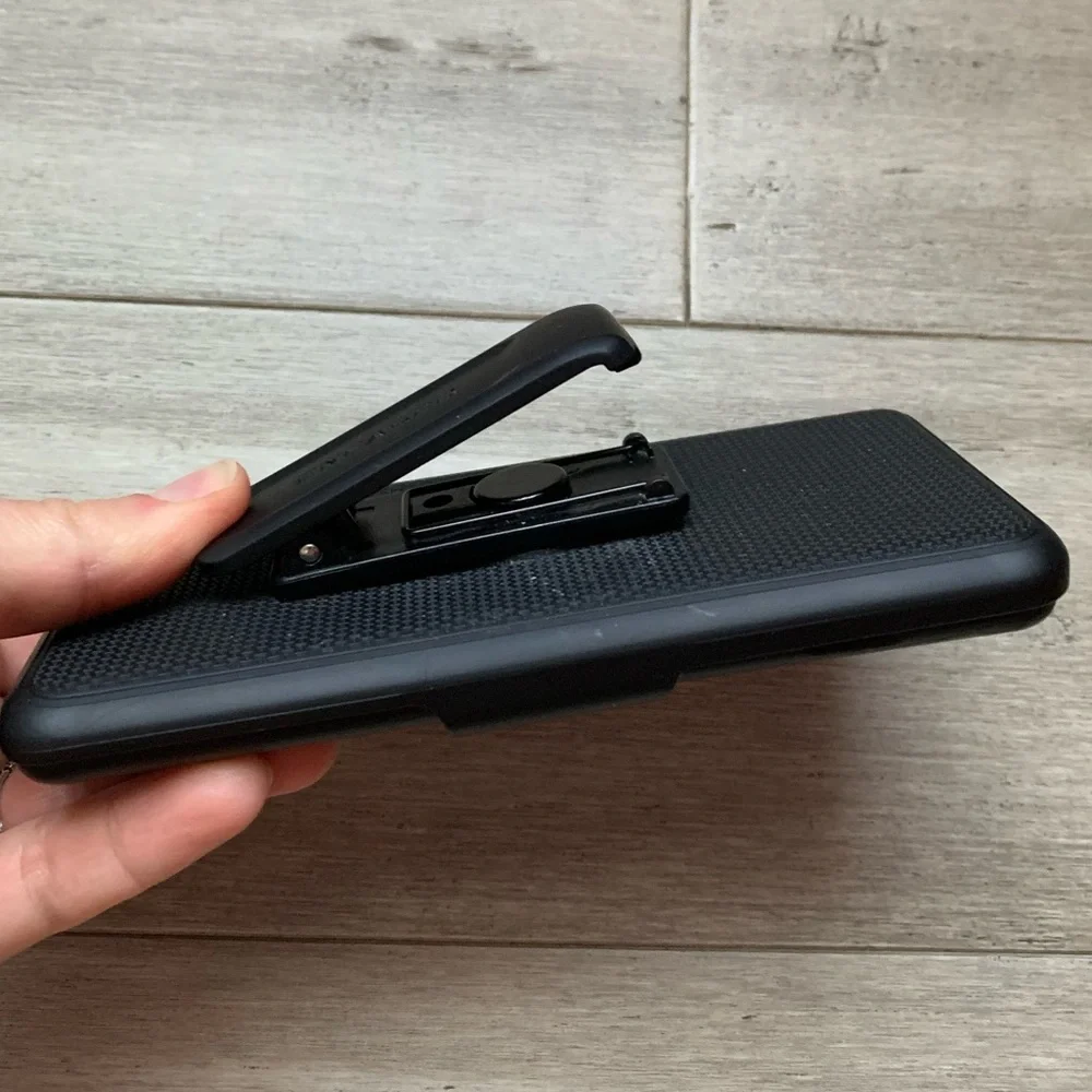EUC Encased Galaxy S10 Belt Clip Case